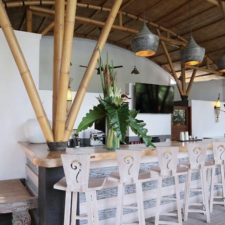 Indiana Kenanga Boutique Hotel & Spa Lembongan Buitenkant foto
