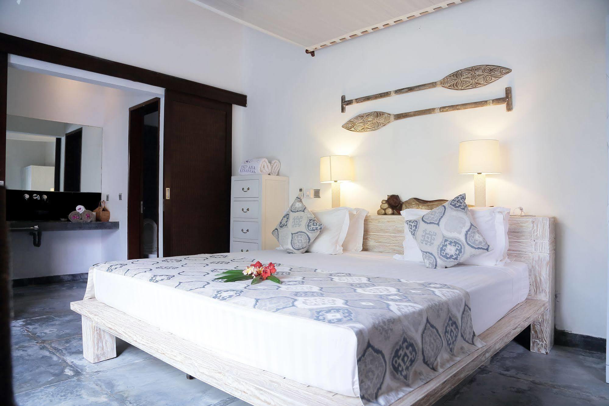 Indiana Kenanga Boutique Hotel & Spa Lembongan Buitenkant foto