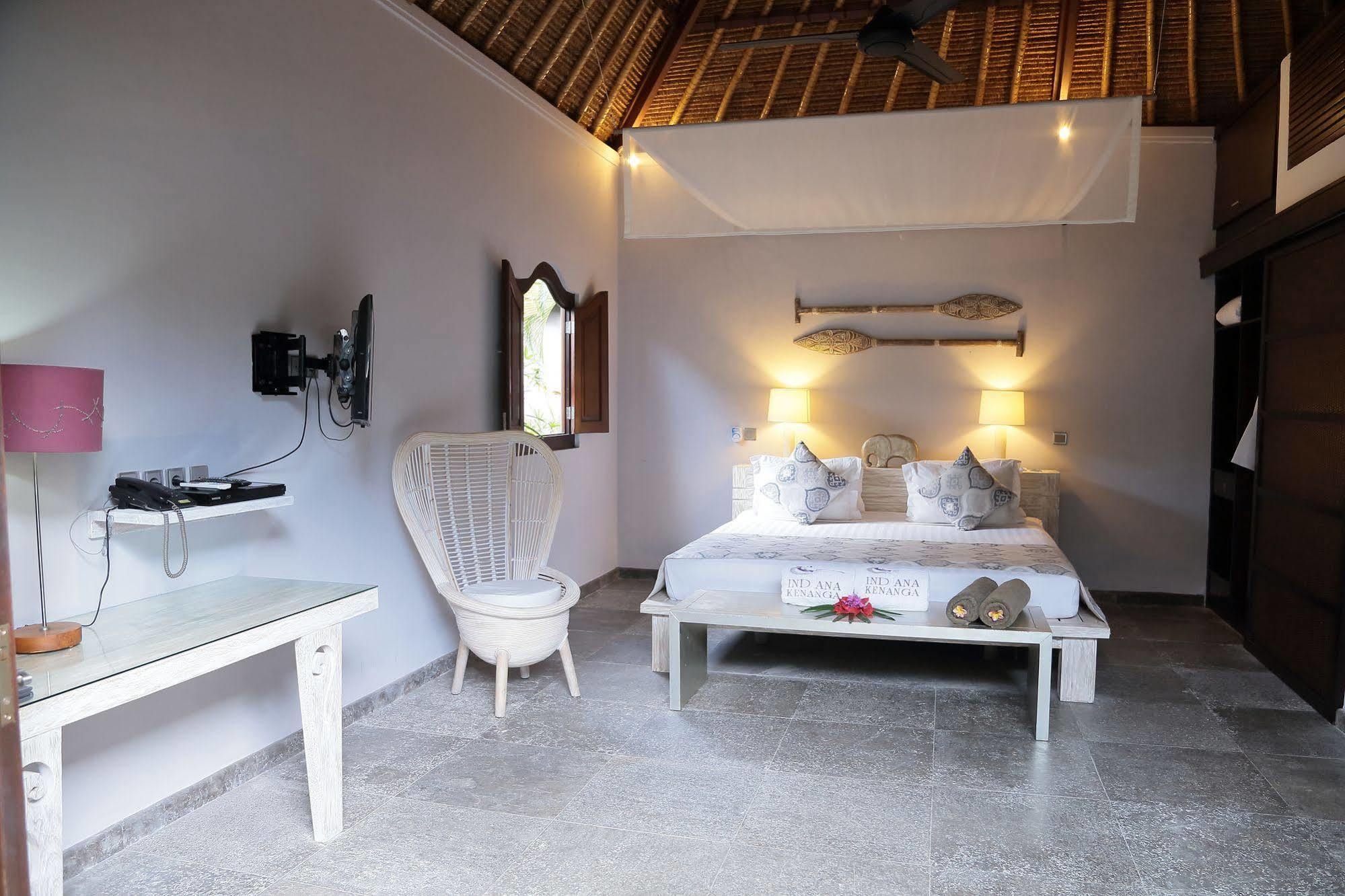 Indiana Kenanga Boutique Hotel & Spa Lembongan Buitenkant foto